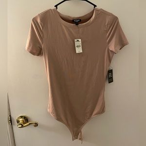 Express short sleeve bodysuit size S